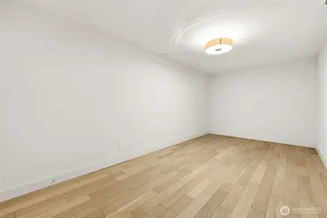583 Battery Street Seattle WA 98121