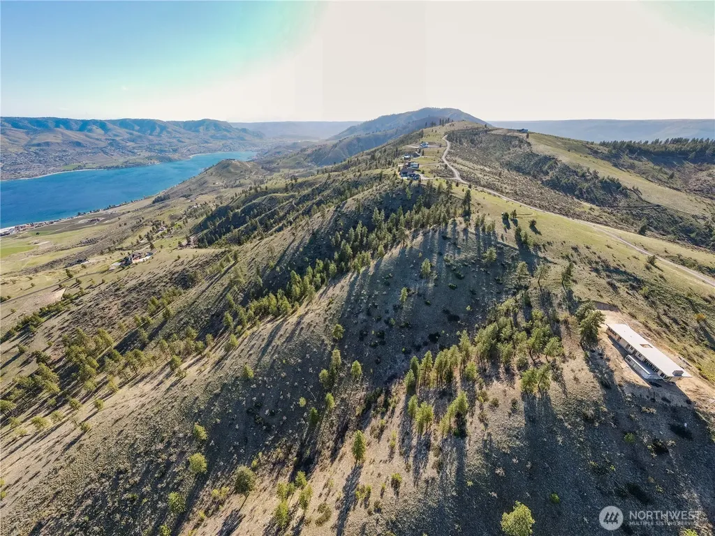 282 Hawks Ridge Road Chelan WA 98816
