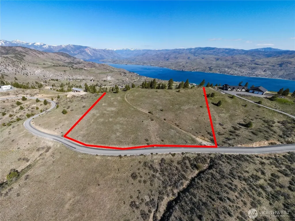 282 Hawks Ridge Road Chelan WA 98816