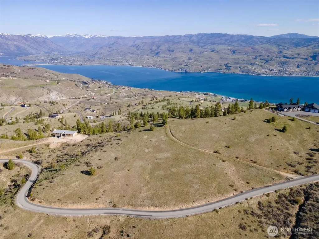 282 Hawks Ridge Road Chelan WA 98816