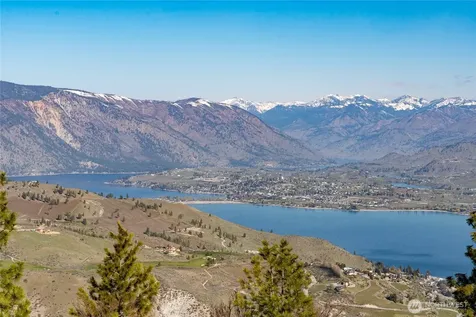 282 Hawks Ridge Road Chelan WA 98816