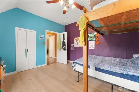 225 S Division Street Cashmere WA 98815