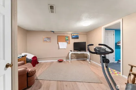 225 S Division Street Cashmere WA 98815