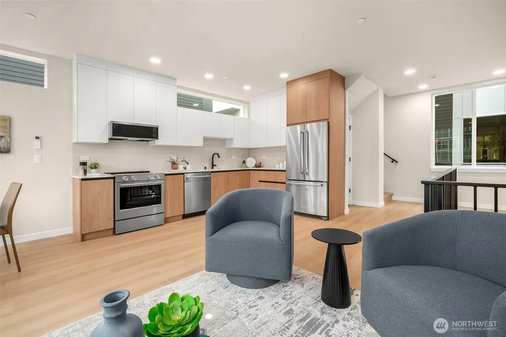 1127 10th Avenue E Seattle WA 98102