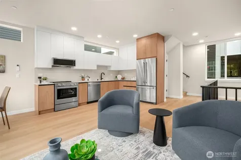 1127 10th Avenue E Seattle WA 98102