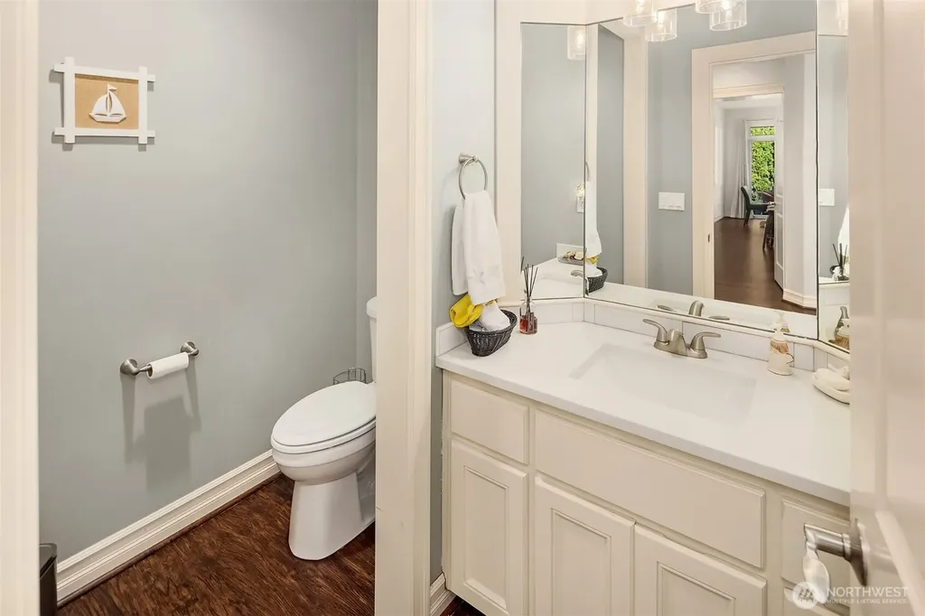 27520 SE 28th Court Sammamish WA 98075