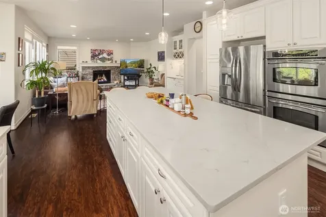 27520 SE 28th Court Sammamish WA 98075