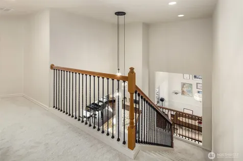 27520 SE 28th Court Sammamish WA 98075