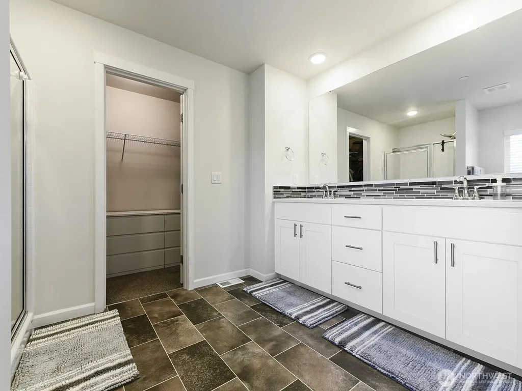 9110 Carlos Way NE Lacey WA 98516