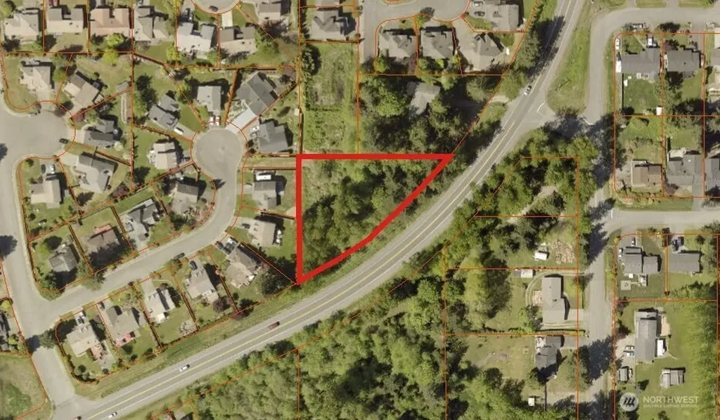 137 SE 202nd Place Kent WA 98042