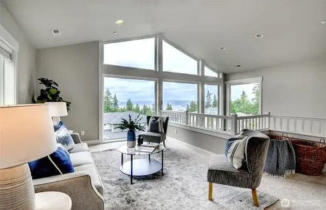 4307 166th Lane SE Bellevue WA 98006