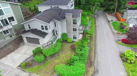 4307 166th Lane SE Bellevue WA 98006