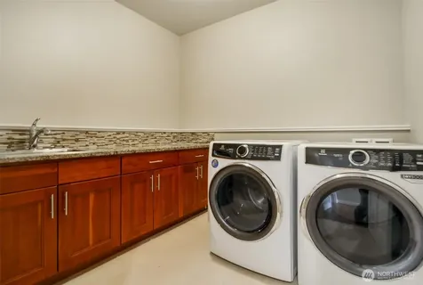 4307 166th Lane SE Bellevue WA 98006