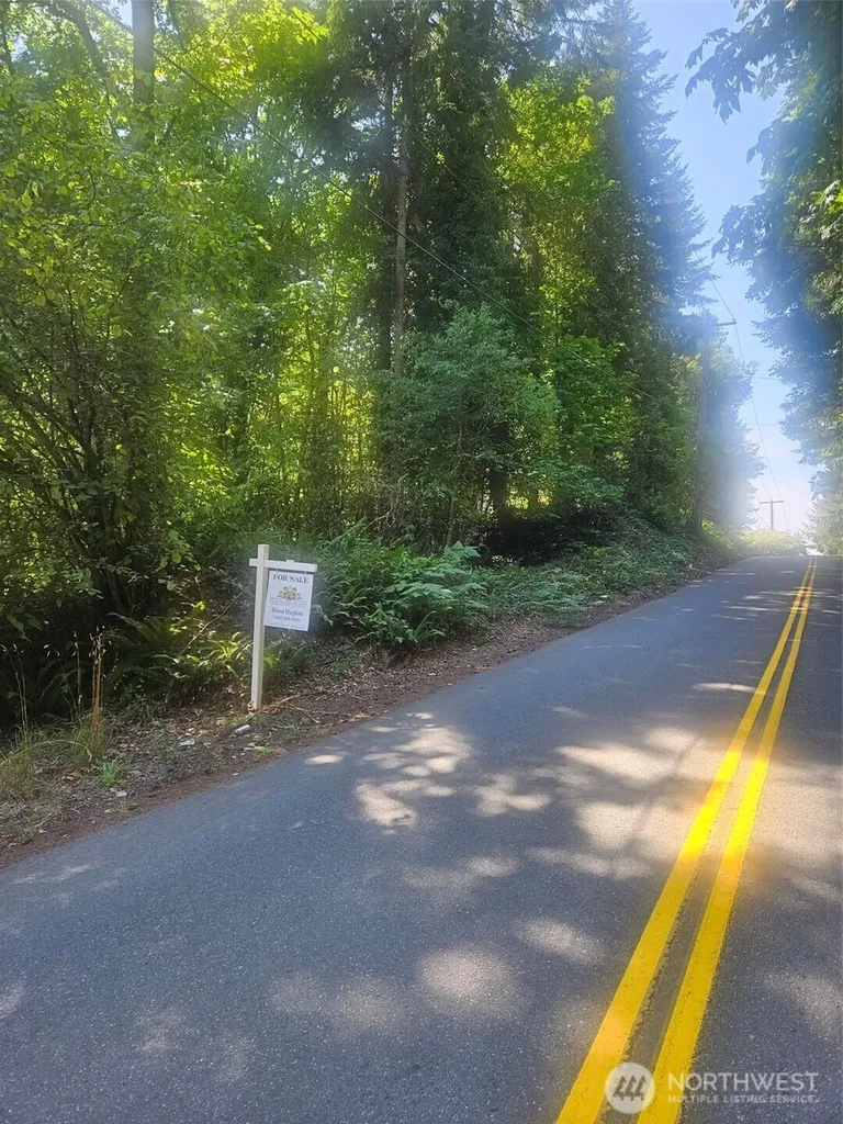 1083 Hull Avenue Port Orchard WA 98366
