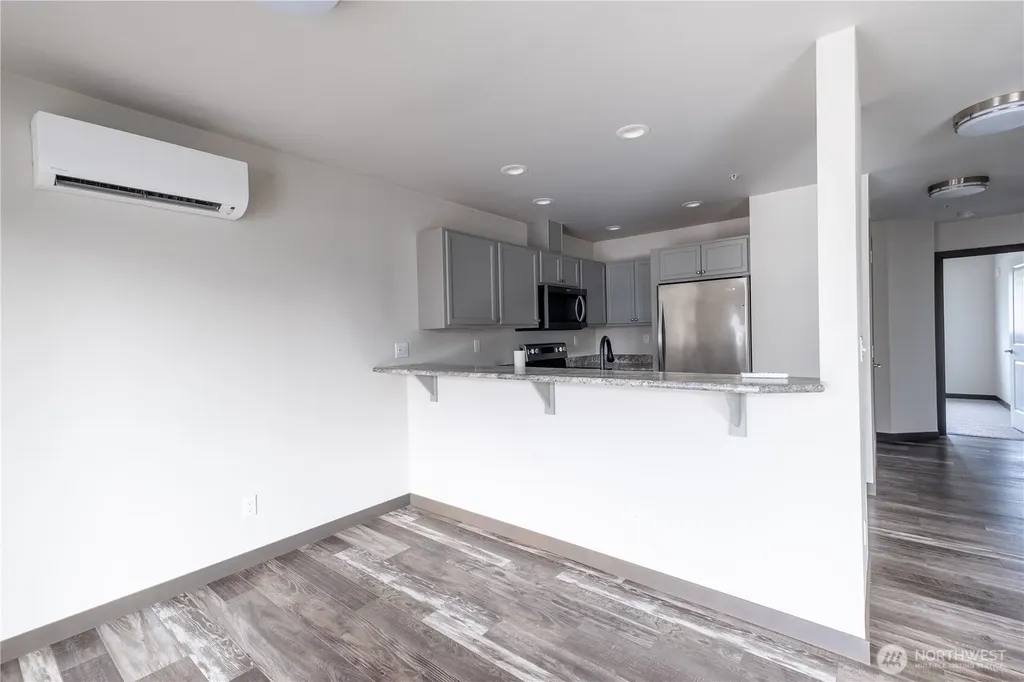 1651 SW Mulberry Oak Harbor WA 98277