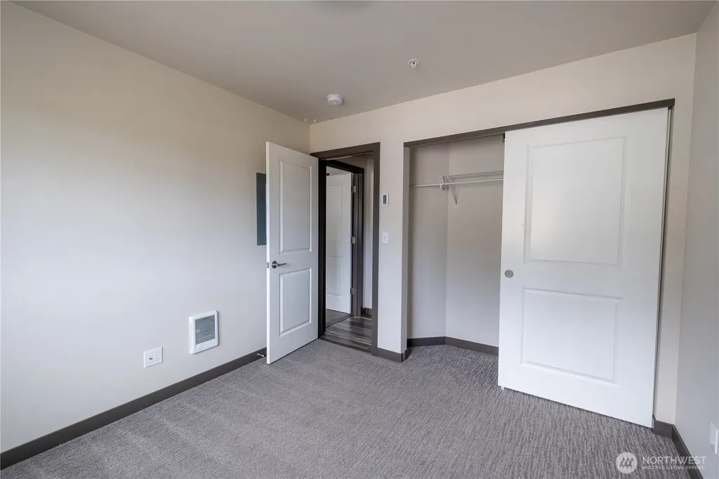 1651 SW Mulberry Oak Harbor WA 98277