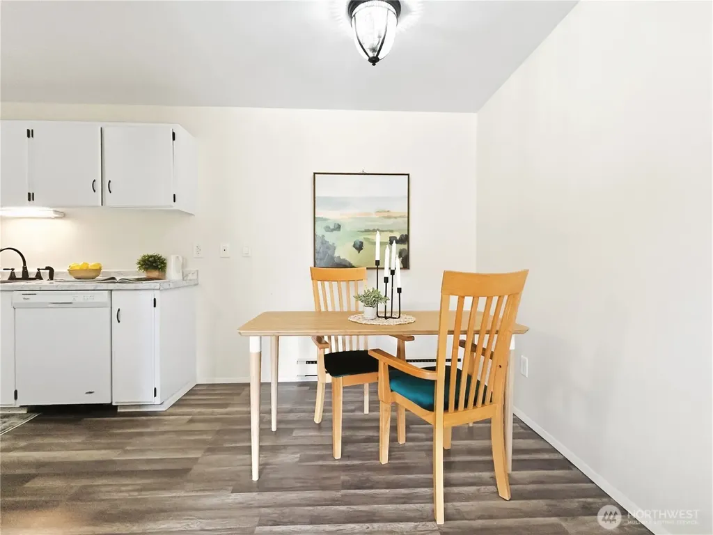 19411 56th Avenue W Lynnwood WA 98036
