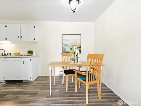 19411 56th Avenue W Lynnwood WA 98036