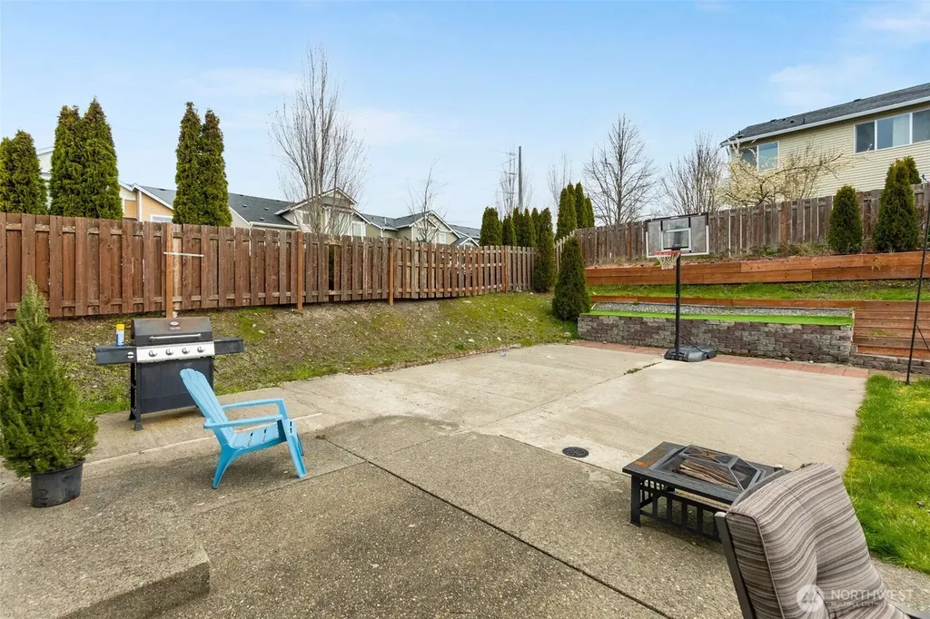 2203 164th Avenue E Lake Tapps WA 98391