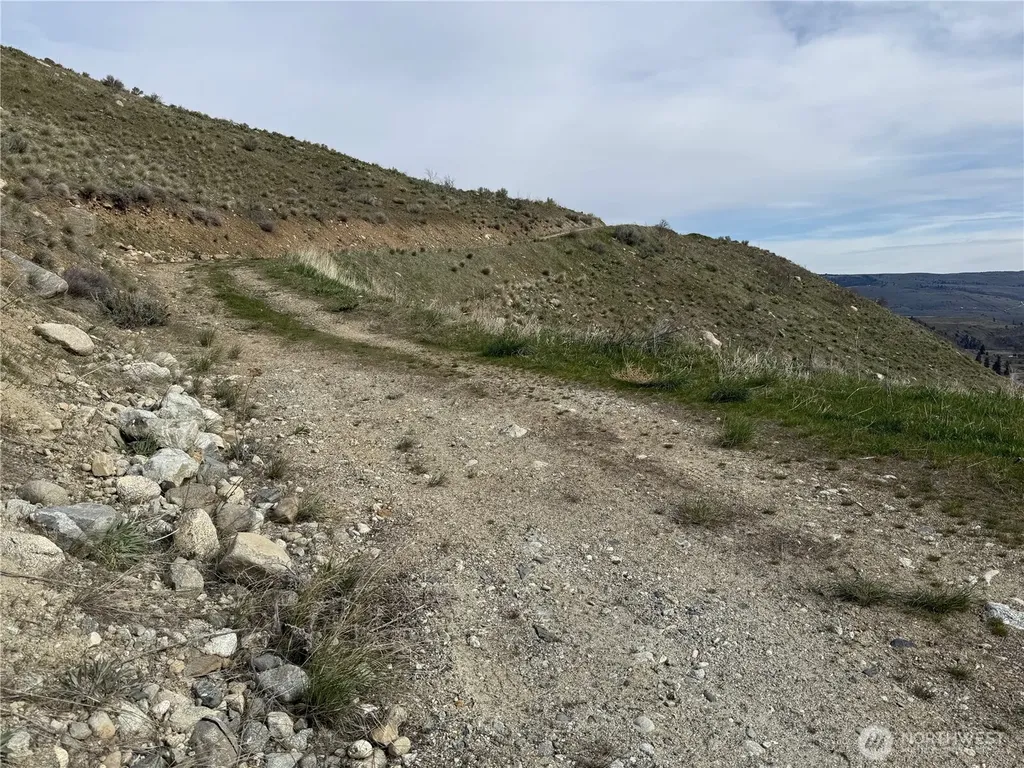 2830 Antoine Creek Road Chelan WA 98816