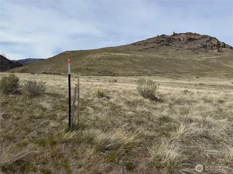 2830 Antoine Creek Road Chelan WA 98816