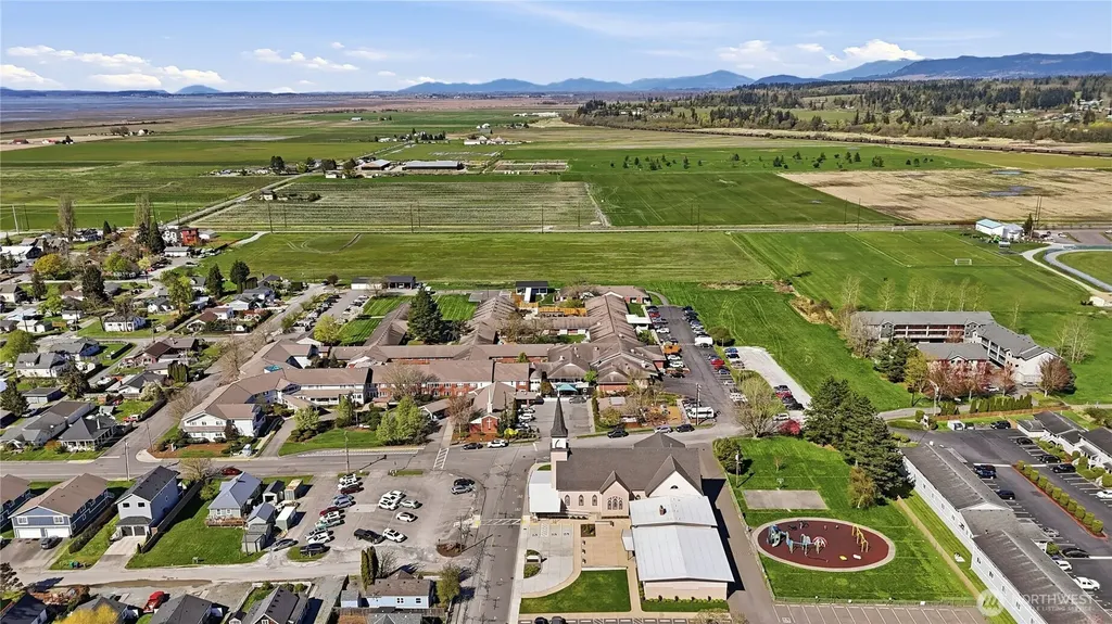 9910 272nd Street NW Stanwood WA 98292