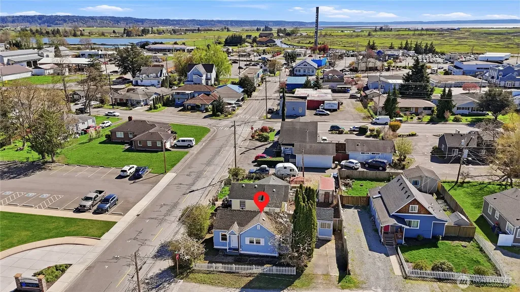 9910 272nd Street NW Stanwood WA 98292
