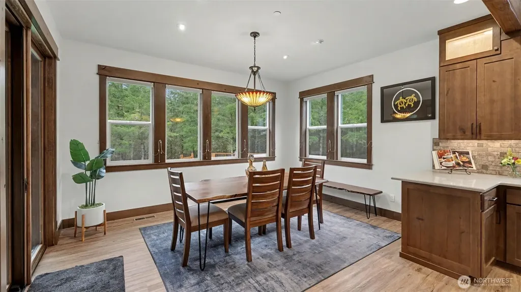 29220 305th Court SE Ravensdale WA 98051