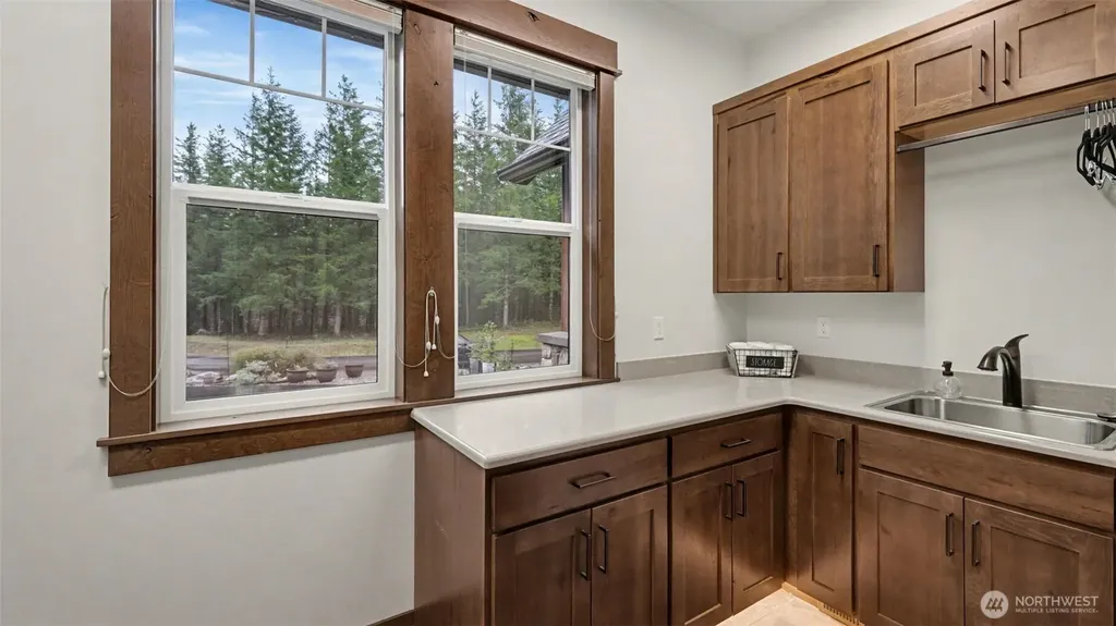29220 305th Court SE Ravensdale WA 98051