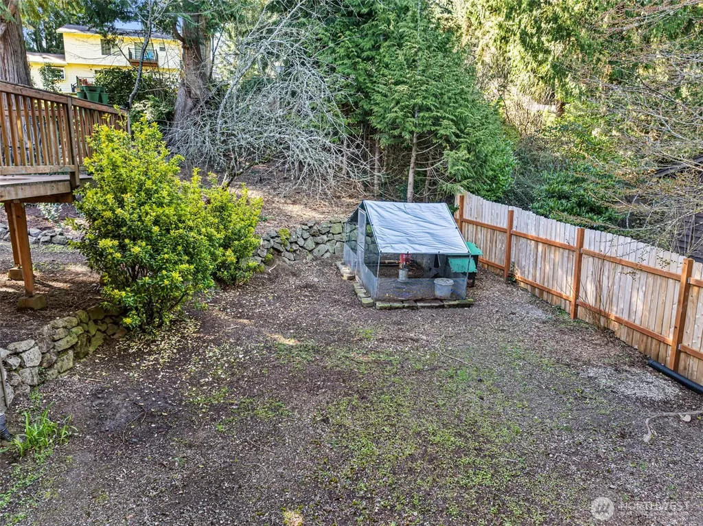 8205 Clearidge Avenue NW Silverdale WA 98383