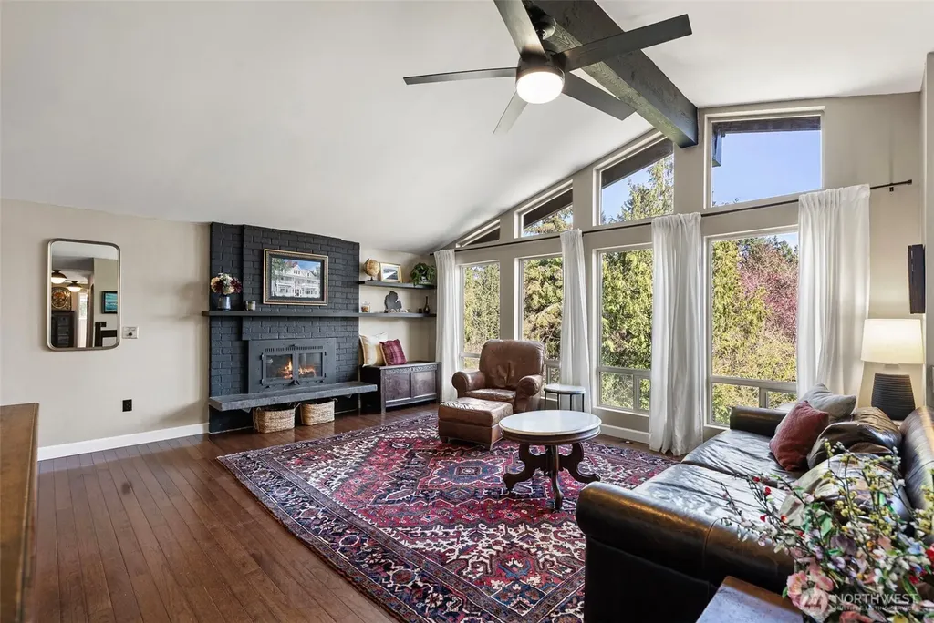 8205 Clearidge Avenue NW Silverdale WA 98383