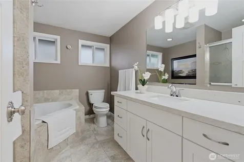 6427 182nd Place SW Lynnwood WA 98037