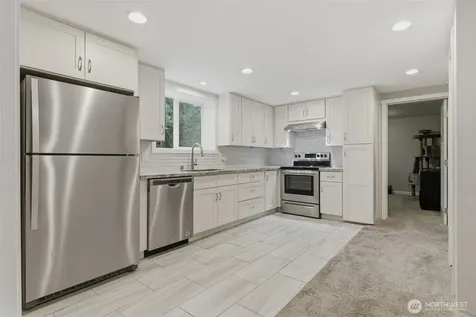 6427 182nd Place SW Lynnwood WA 98037