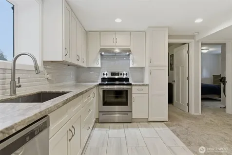6427 182nd Place SW Lynnwood WA 98037