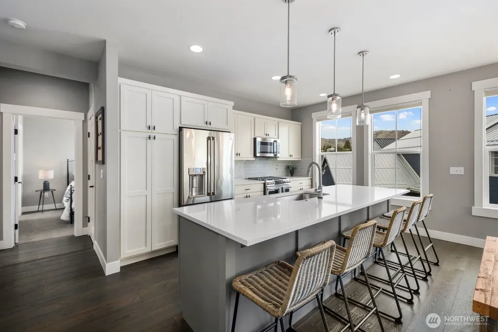 298 Bobcat Lane Chelan WA 98816