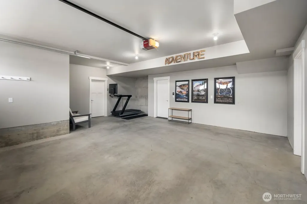 298 Bobcat Lane Chelan WA 98816
