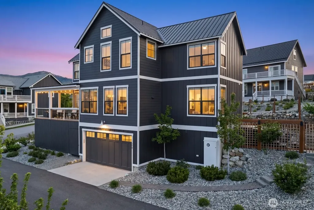 298 Bobcat Lane Chelan WA 98816