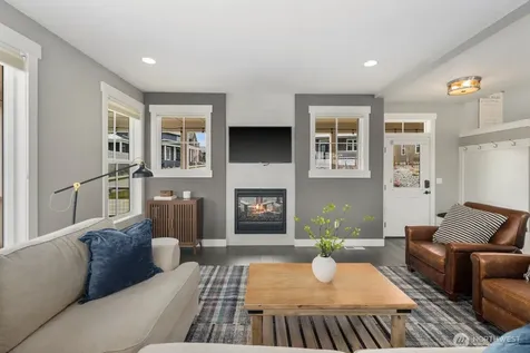 298 Bobcat Lane Chelan WA 98816