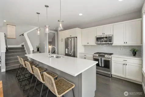 298 Bobcat Lane Chelan WA 98816