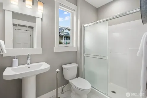 298 Bobcat Lane Chelan WA 98816