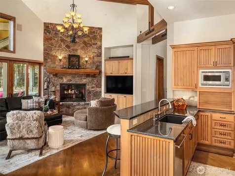 91 Rushing Water Lane Cle Elum WA 98922