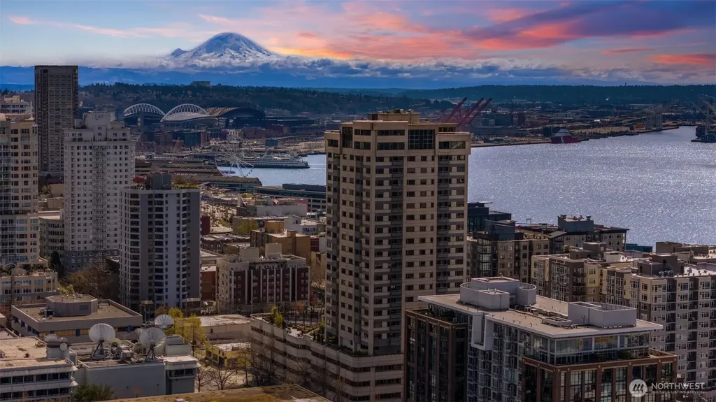 2821 2nd Avenue Seattle WA 98121