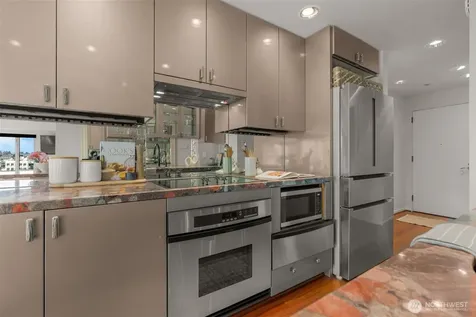 2821 2nd Avenue Seattle WA 98121
