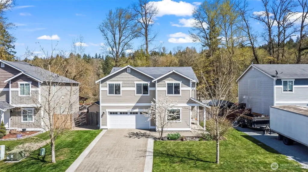 1408 Daffodil Avenue NE Orting WA 98360