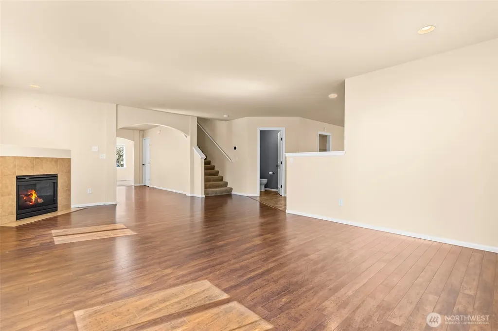 1408 Daffodil Avenue NE Orting WA 98360
