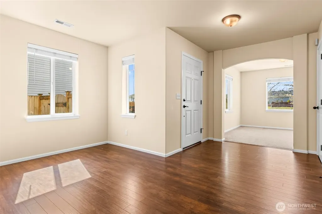 1408 Daffodil Avenue NE Orting WA 98360