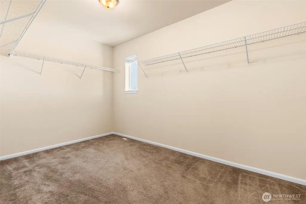 1408 Daffodil Avenue NE Orting WA 98360