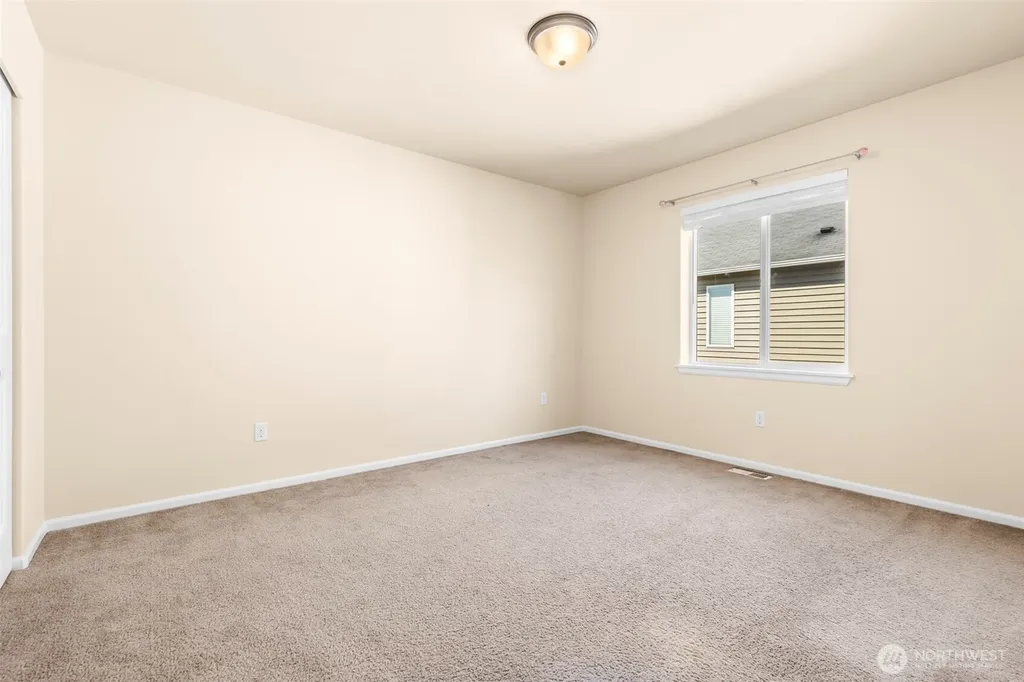 1408 Daffodil Avenue NE Orting WA 98360