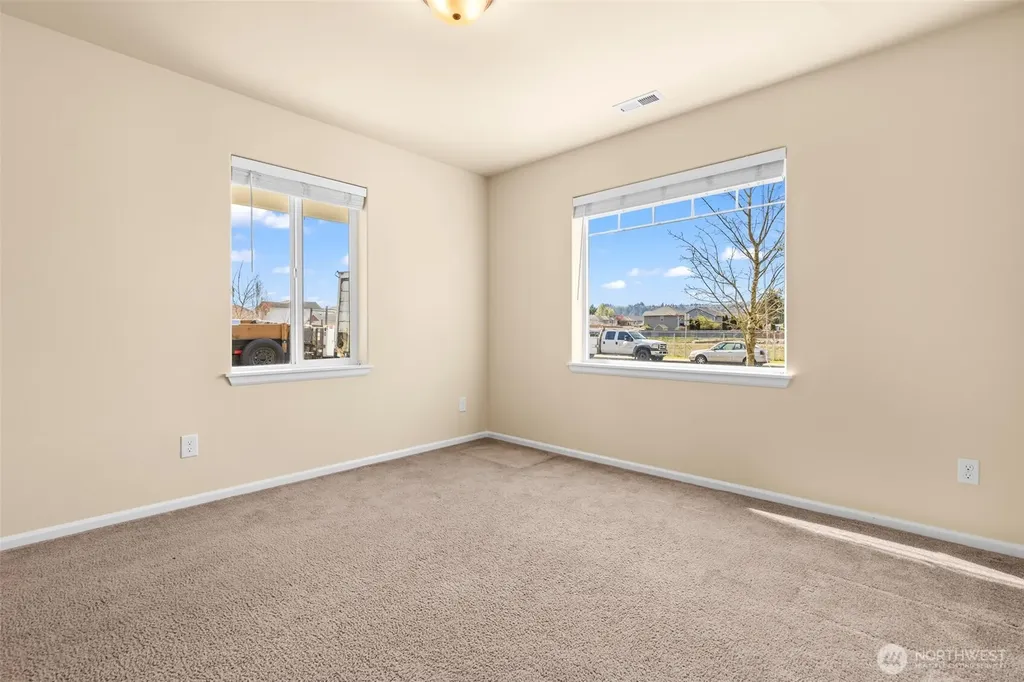 1408 Daffodil Avenue NE Orting WA 98360