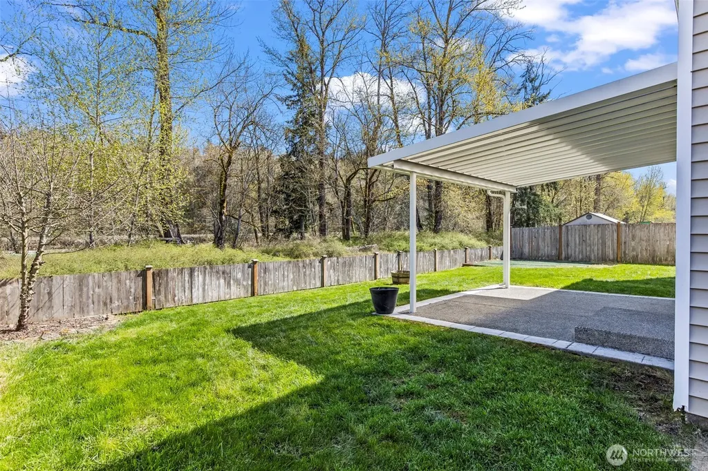 1408 Daffodil Avenue NE Orting WA 98360